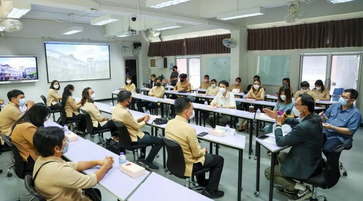สื่อสารฯ ต้อนรับ ม.ขอนแก่น แลกเปลี่ยนเรียนรู้ด้านการผลิตสื่อวิทยุและสื่อสังคมออนไลน์
