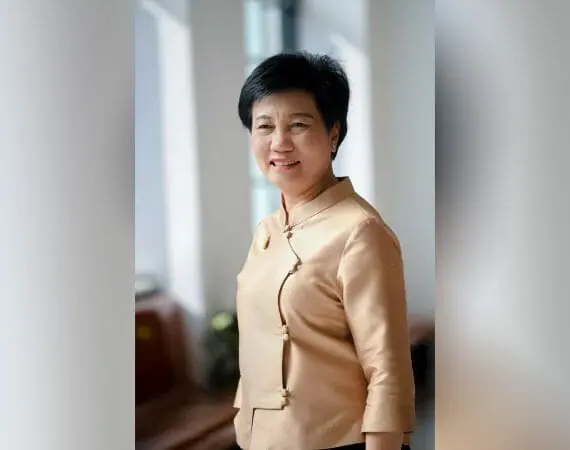 ประจำปี 2562 คุณศิลปสวย  ระวีแสงสูรย์