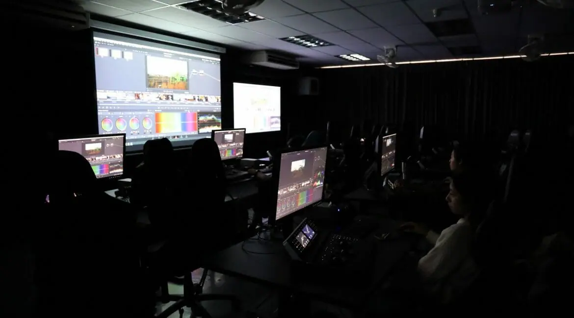 ภาพกิจกรรมอบรมเชิงปฏิบัติการ Introduction to Davinci Resolve 18 รุ่นที่ 1 – Blackmagic Design Trainning Partner