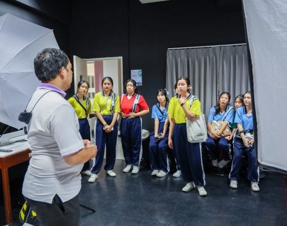สื่อสารฯ ต้อนรับโรงเรียนเรยีนาเชลีวิทยาลัย แนะนำหลักสูตรและการรับเข้าศึกษาต่อคณะฯ (TCAS’67)