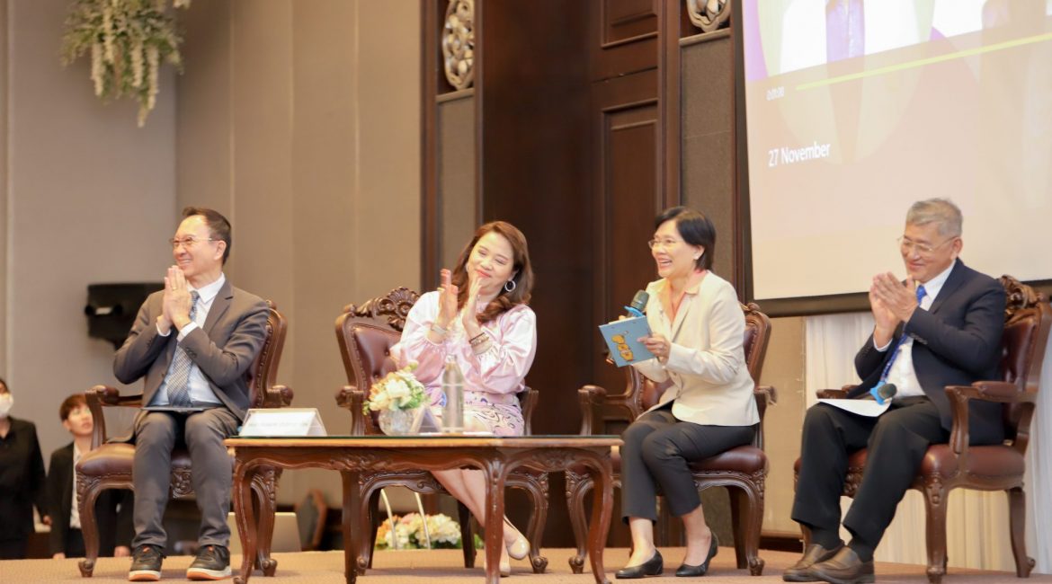 คณบดีแมสคอม มช. ร่วมแชร์ประสบการณ์บนเวที “2nd EdPEx National Forum : The EdPEx Sharing Day” นำเสนออย่างไรให้จับใจกรรมการ พาแมสคอม มช. ผ่าน EdPEx200