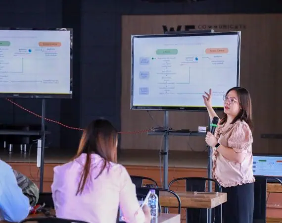 การสื่อสารฯ มช. เปิดบ้านต้อนรับคณะศึกษาดูงานจากเศรษฐศาสตร์ มช. แลกเปลี่ยนเรียนรู้กระบวนการด้านนวัตกรรมการจัดห้องเรียนและการให้บริการพื้นที่