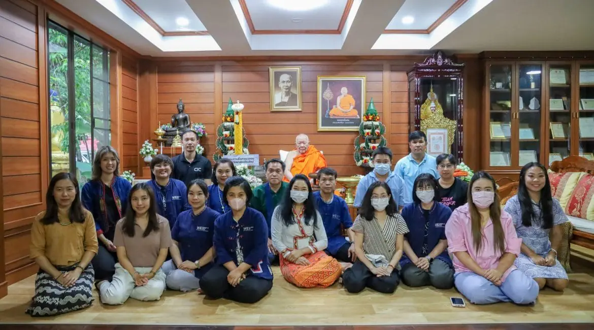 การสื่อสาร มช. ร่วมถวายเทียนเป็นพุทธบูชา เนื่องในเทศกาลเข้าพรรษา ประจำปี 2567