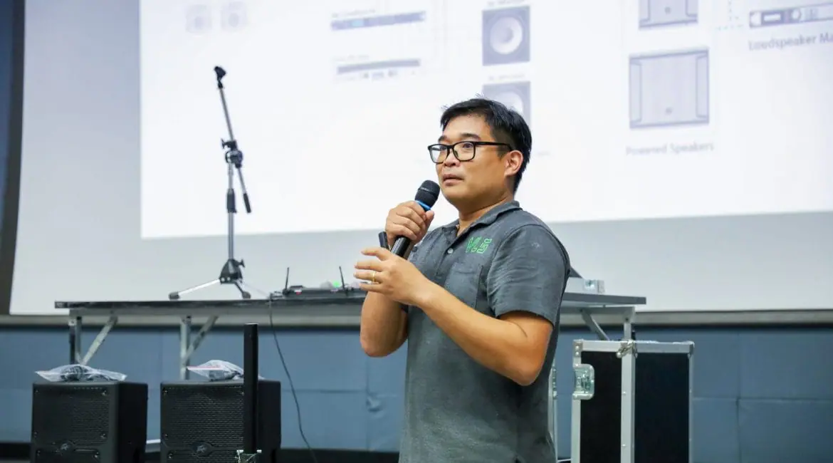 สื่อสารการตลาด แมสคอม มช. จัดอบรม Light & Sound ในกิจกรรม Event Marketing