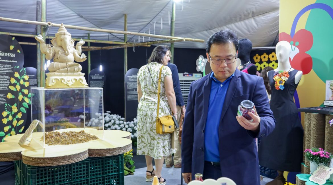 เปิดประสบการณ์สร้างสรรค์! การสื่อสารฯ มช. ร่วมเทศกาล Chiang Mai Design Week 2024 พื้นที่แสดงผลงานสร้างสรรค์ เพื่อคุณภาพชีวิตของคนในพื้นที่อย่างยั่งยืน