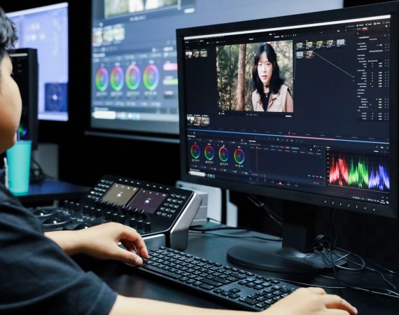 การสื่อสารฯ มช. ขับเคลื่อนบุคลากรยุคดิจิทัล เสริมทักษะผ่านการอบรม DaVinci Resolve 17