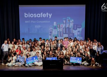 นศ.สื่อสารการตลาด มช. โชว์ศักยภาพการวางแผนสื่อฯ แบรนด์ “Biosafety Thailand” สร้างอนาคตนักการตลาดรุ่นใหม่ด้วยโจทย์จริง!