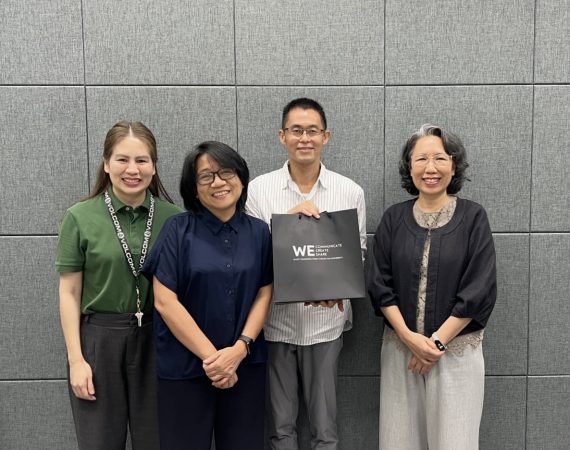ต้อนรับและให้สัมภาษณ์อาจารย์จาก Yunnan University