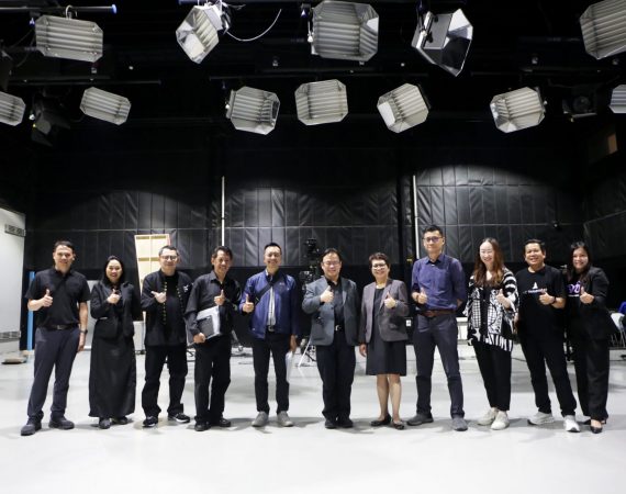 การสื่อสารฯ มช. ศึกษาดูงานมหาวิทยาลัยชั้นนำและภาคอุตสาหกรรมสื่อสร้างสรรค์ เสริมความร่วมมือด้านบริการวิชาการ วิจัย และสื่อยุคดิจิทัล